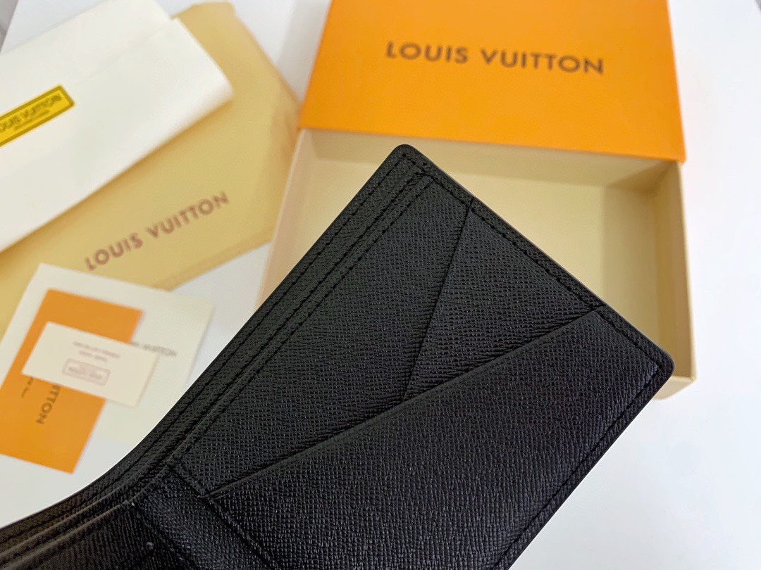 Louis Vuitton（ルイヴィトン） 財布 11x9x1.5cm