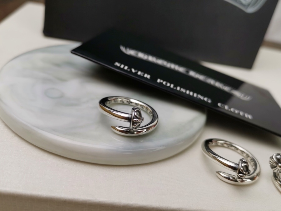 【Chrome Hearts】 男性と女性のためのクロエハートファッションパーソナリティリング