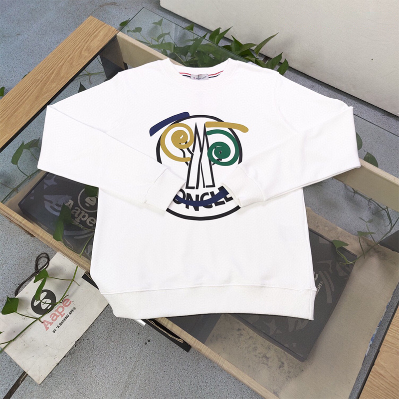 【MONCLER旗艦店】（モンクレール）長袖 ご好評に付き再入荷！