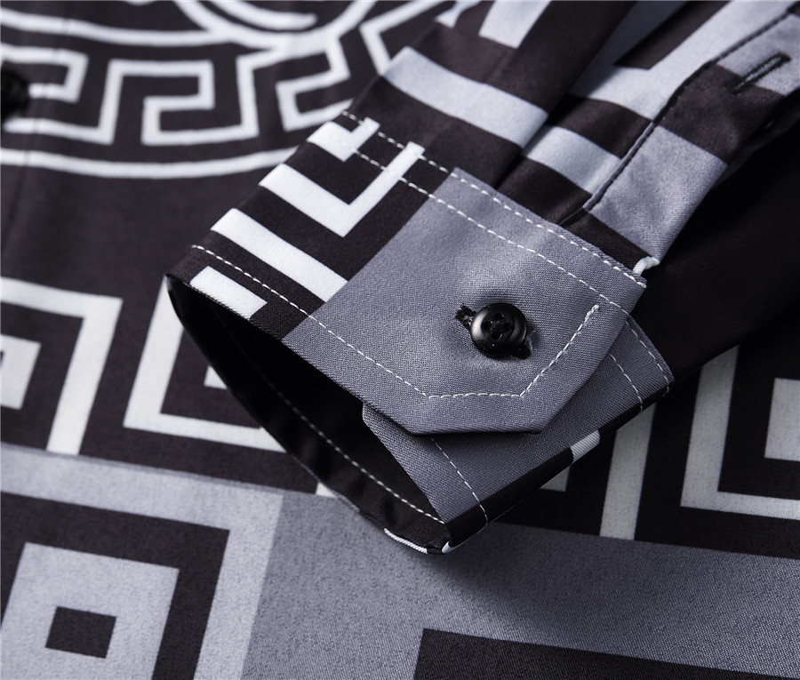 【VERSACE 公式旗艦店】ヴェルサーチ シャツ ご好評に付き再入荷！