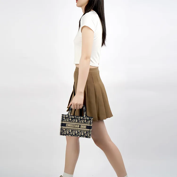 【DIOR】 ディオール オブリーク 刺繍 ブックトートミニバッグ 22.5*15CM