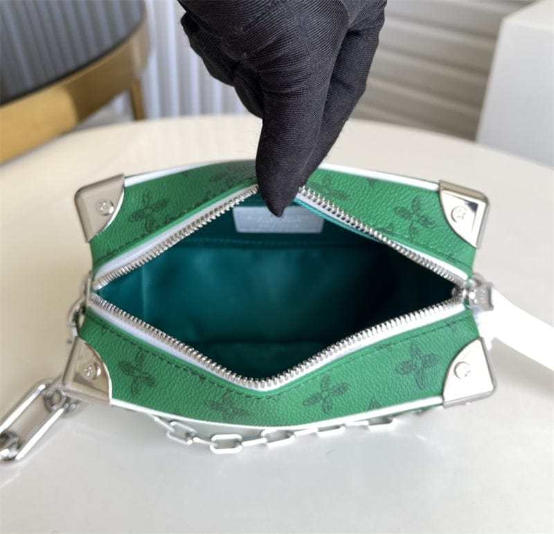 Louis Vuitton MINI SOFT TRUNK monogram ショルダーバッグM80816