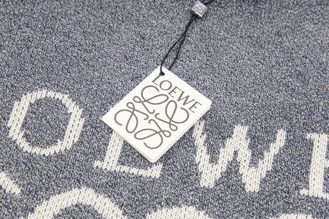 【LOEWE 公式旗艦店】ロエベ セーター好評に付き再入荷！ 241031