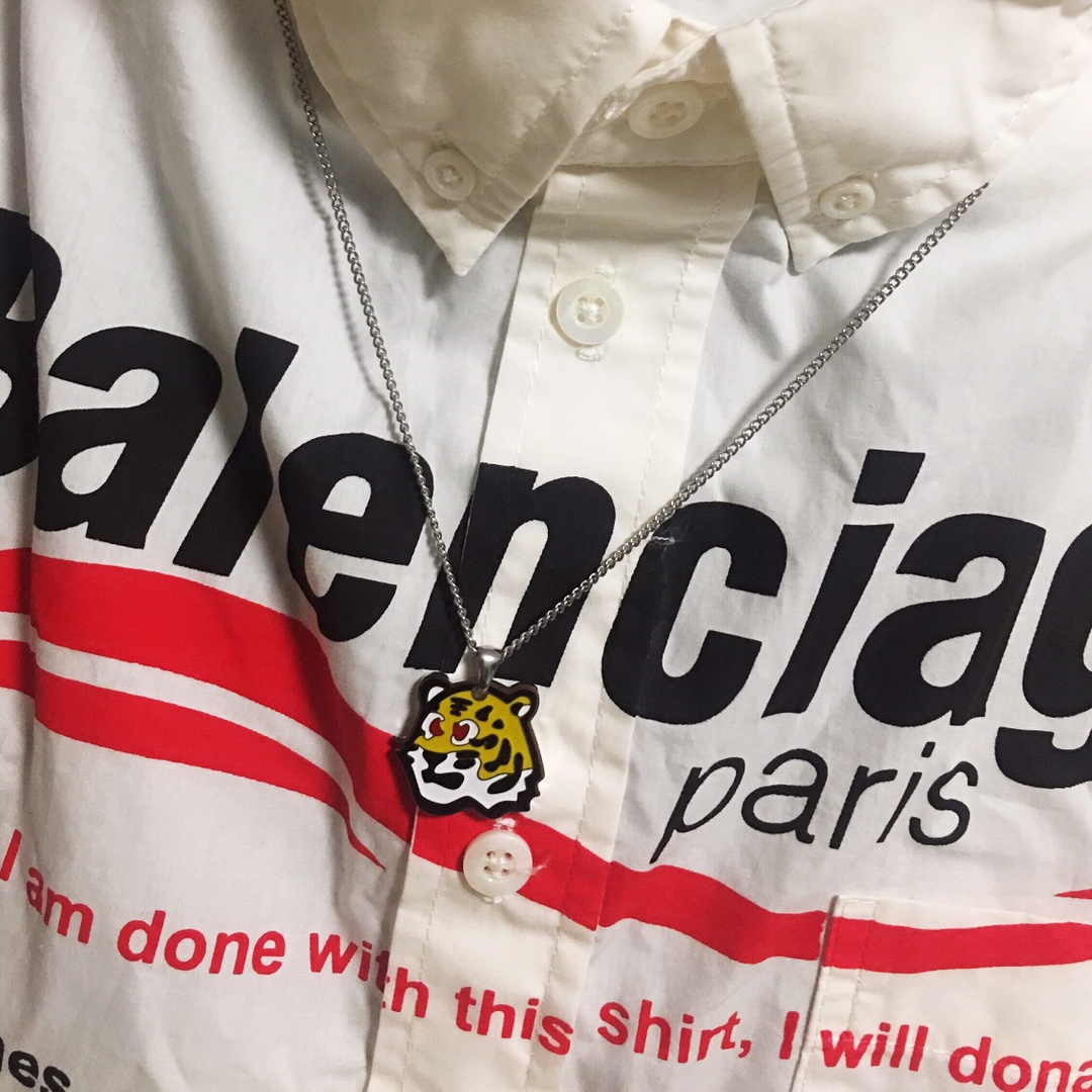 Louis Vuitton（ルイヴィトン）ペンダント・LVタイガー MP3231