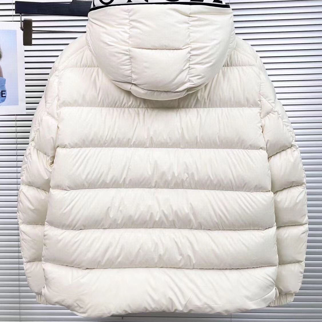 【MONCLER公式 旗艦店】（モンクレール） ダウンジャケット