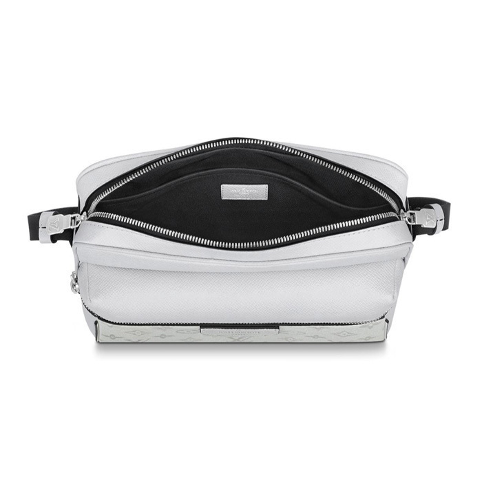 入手困難 LOUIS VUITTON アウトドア メッセンジャー PM 4色展開