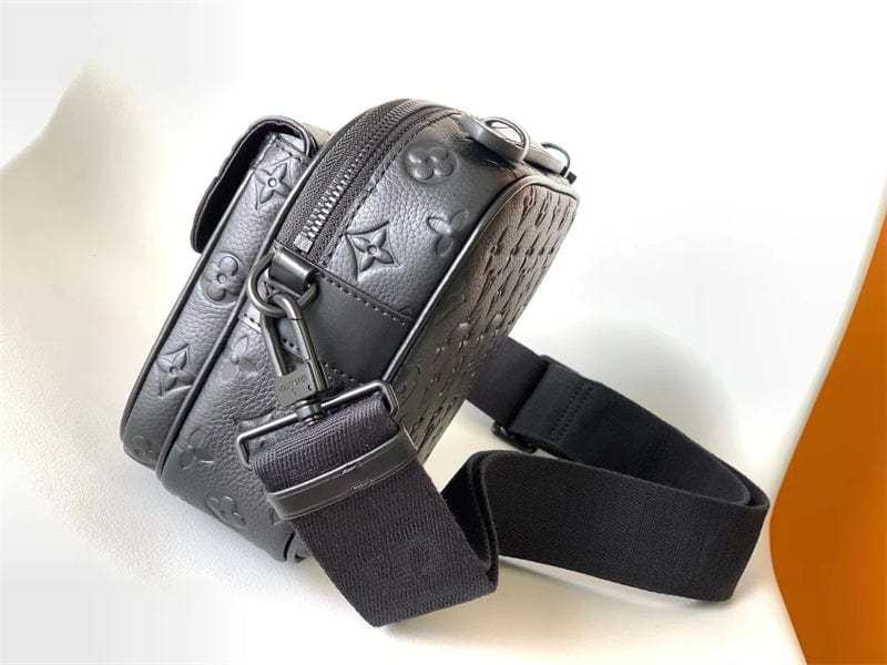 LOUIS VUITTON Ｓロック・メッセンジャーM58489