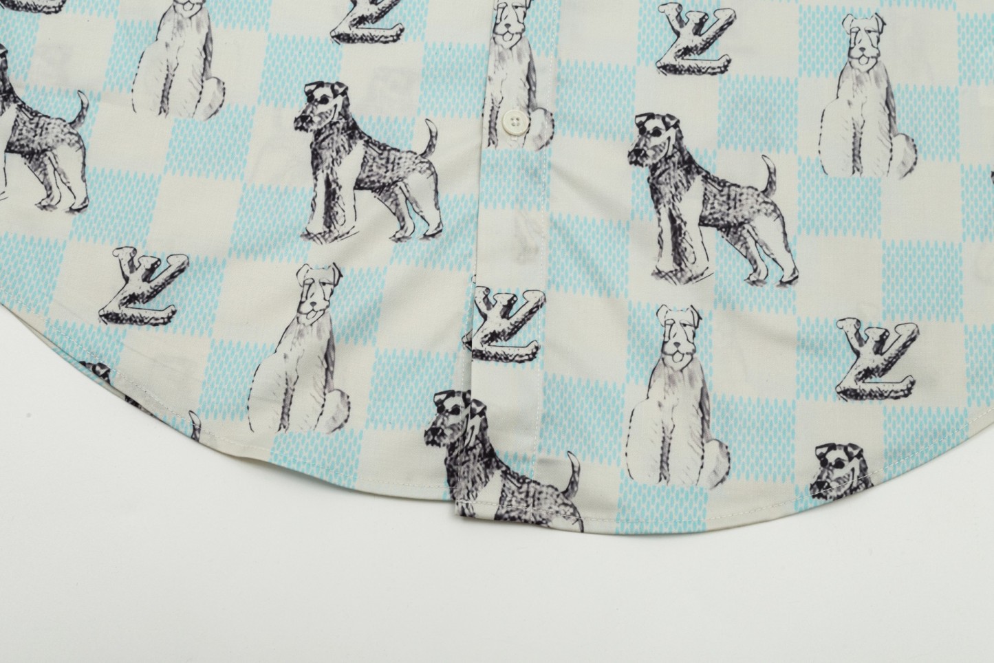 【LOUIS VUITTON 公式旗艦店】ルイヴィトン シャツ ご好評に付き再入荷 240715