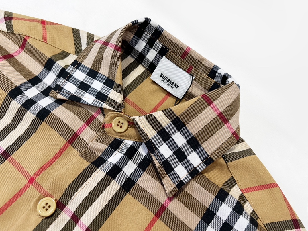 【BURBERRY 公式旗艦店】バーバリー シャツ ご好評に付き再入荷！