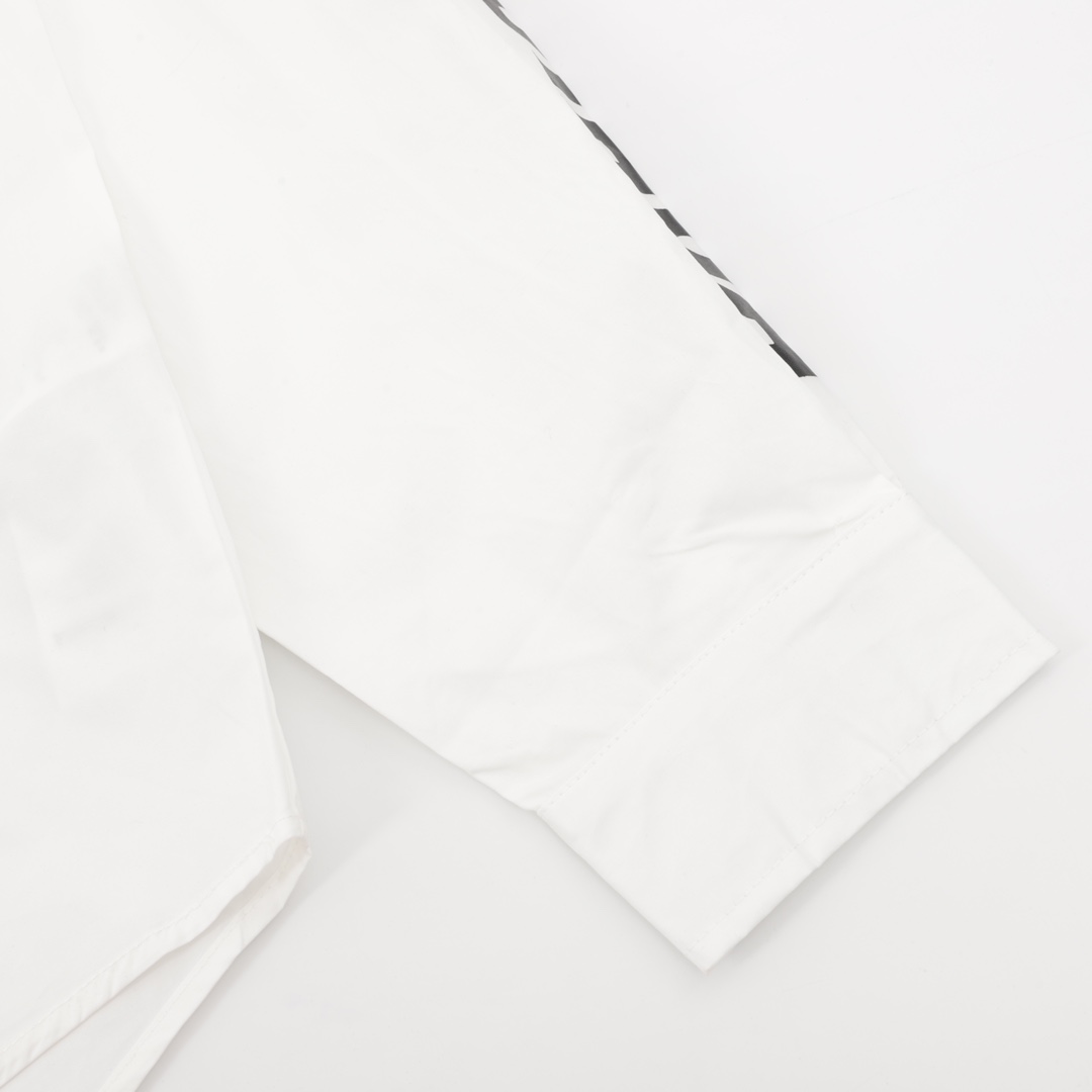 【BALENCIAGA 公式旗艦店】バレンシアガ シャツ ご好評に付き再入荷！