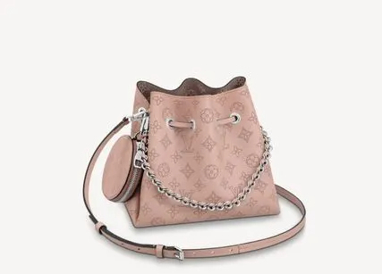 ◆注目の新作◆ LOUIS VUITTON ベラ ショルダーバッグ 全３色