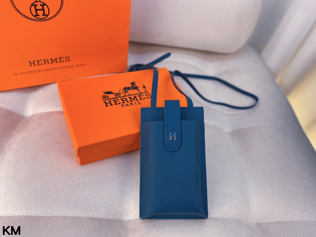 HERMES 携帯電話バッグ