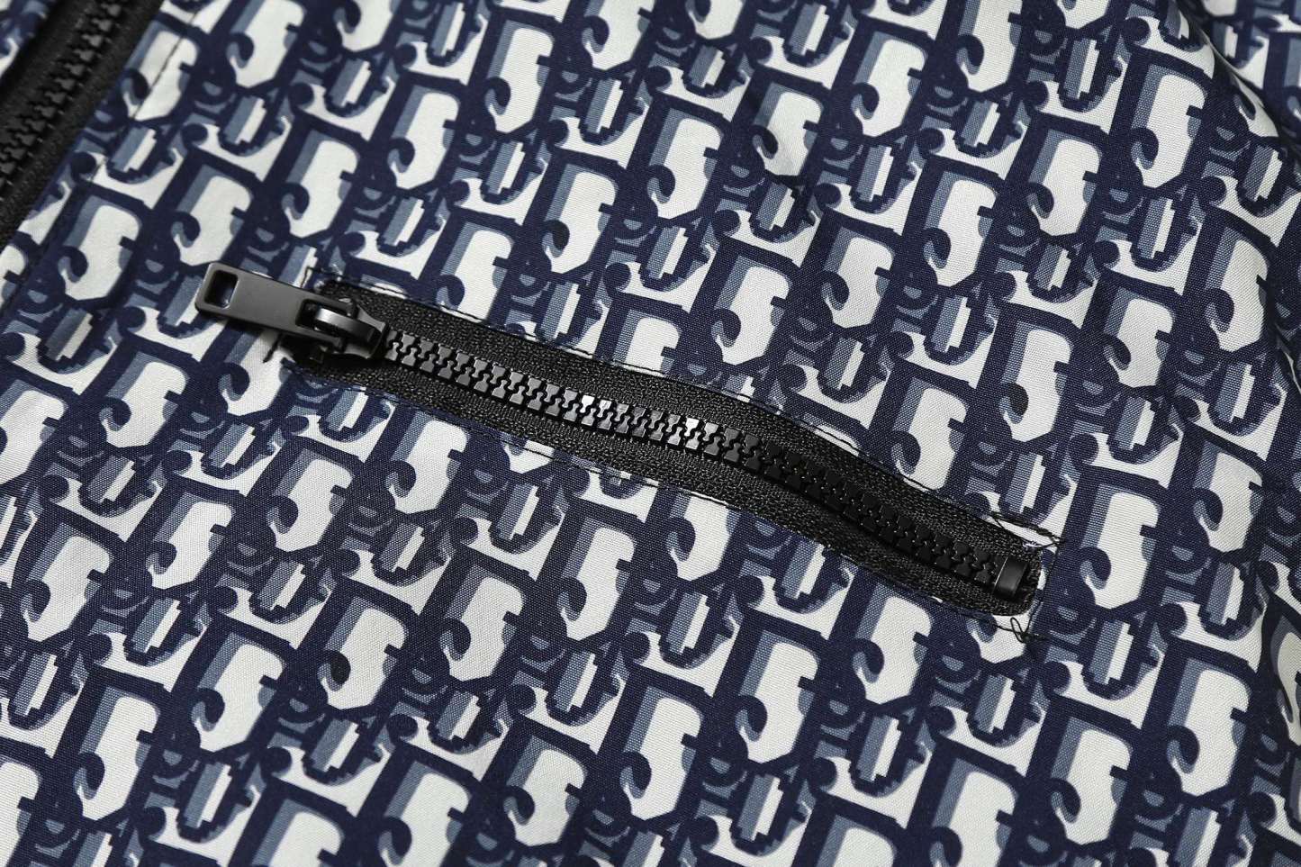 【DIOR公式旗艦店】ディオール ジャケット ご好評に付き再入荷！