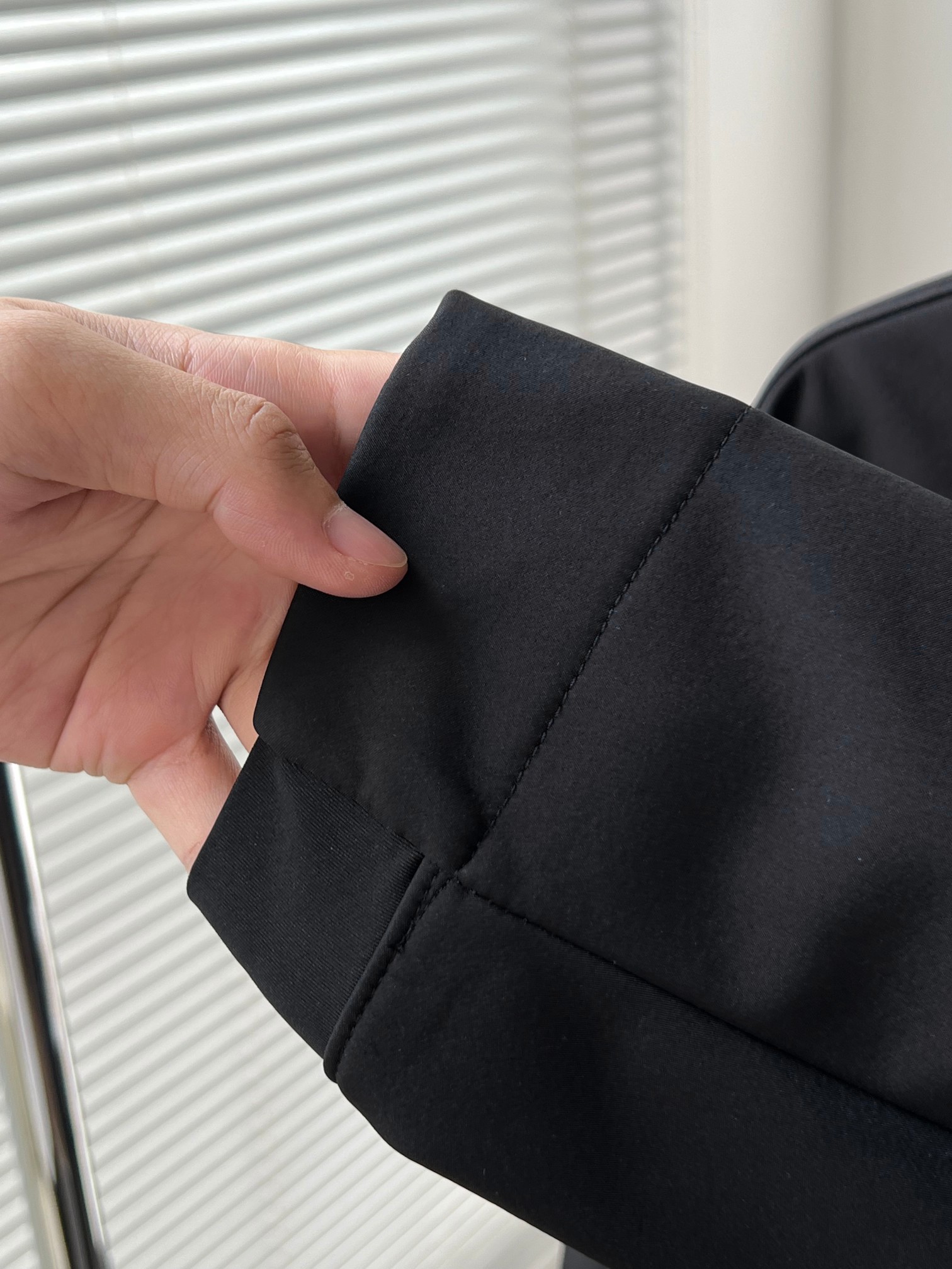 【ARC'TERYX旗艦店】保温ジャケット 男女兼用 ご好評に付き再入荷！