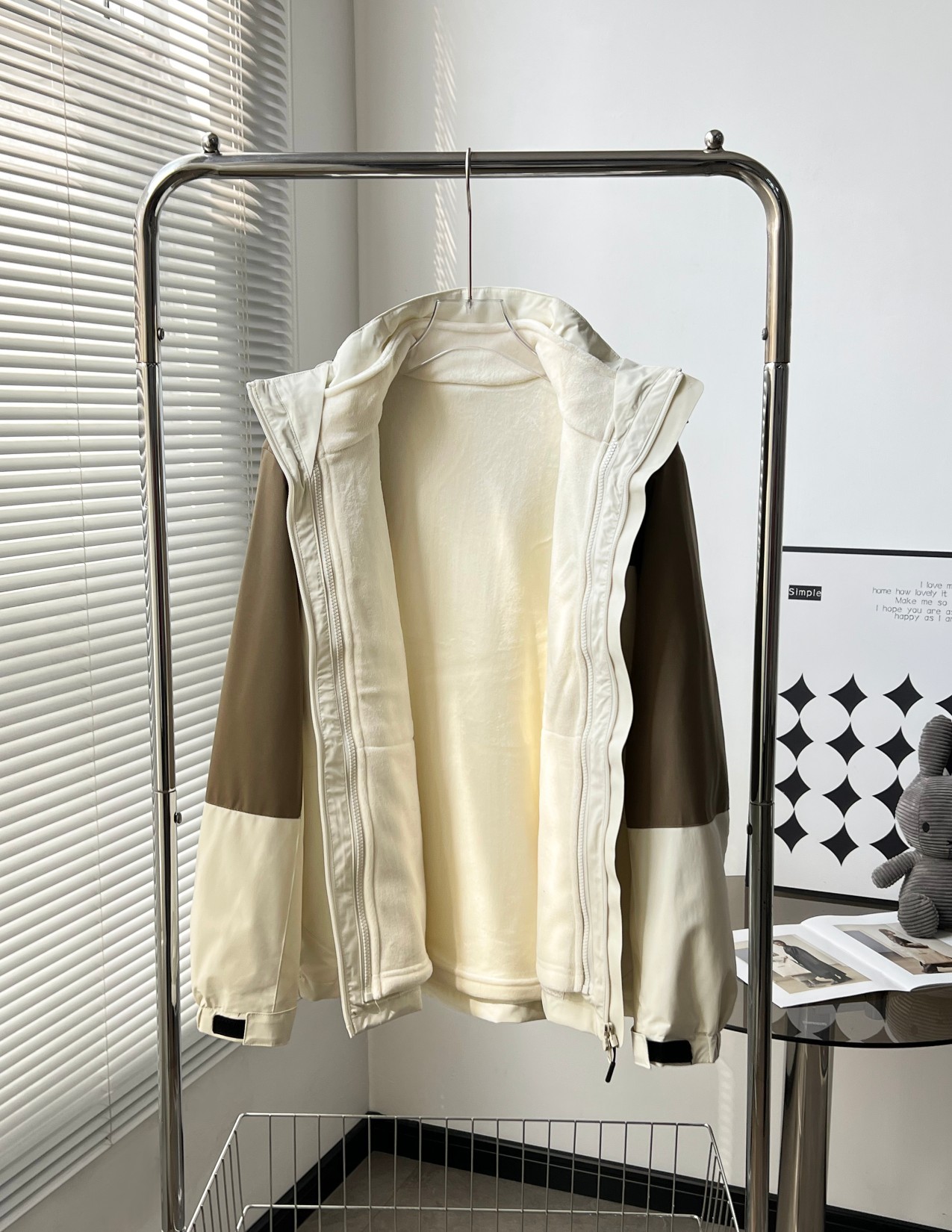 【ARC'TERYX旗艦店】保温ジャケット 男女兼用 ご好評に付き再入荷！