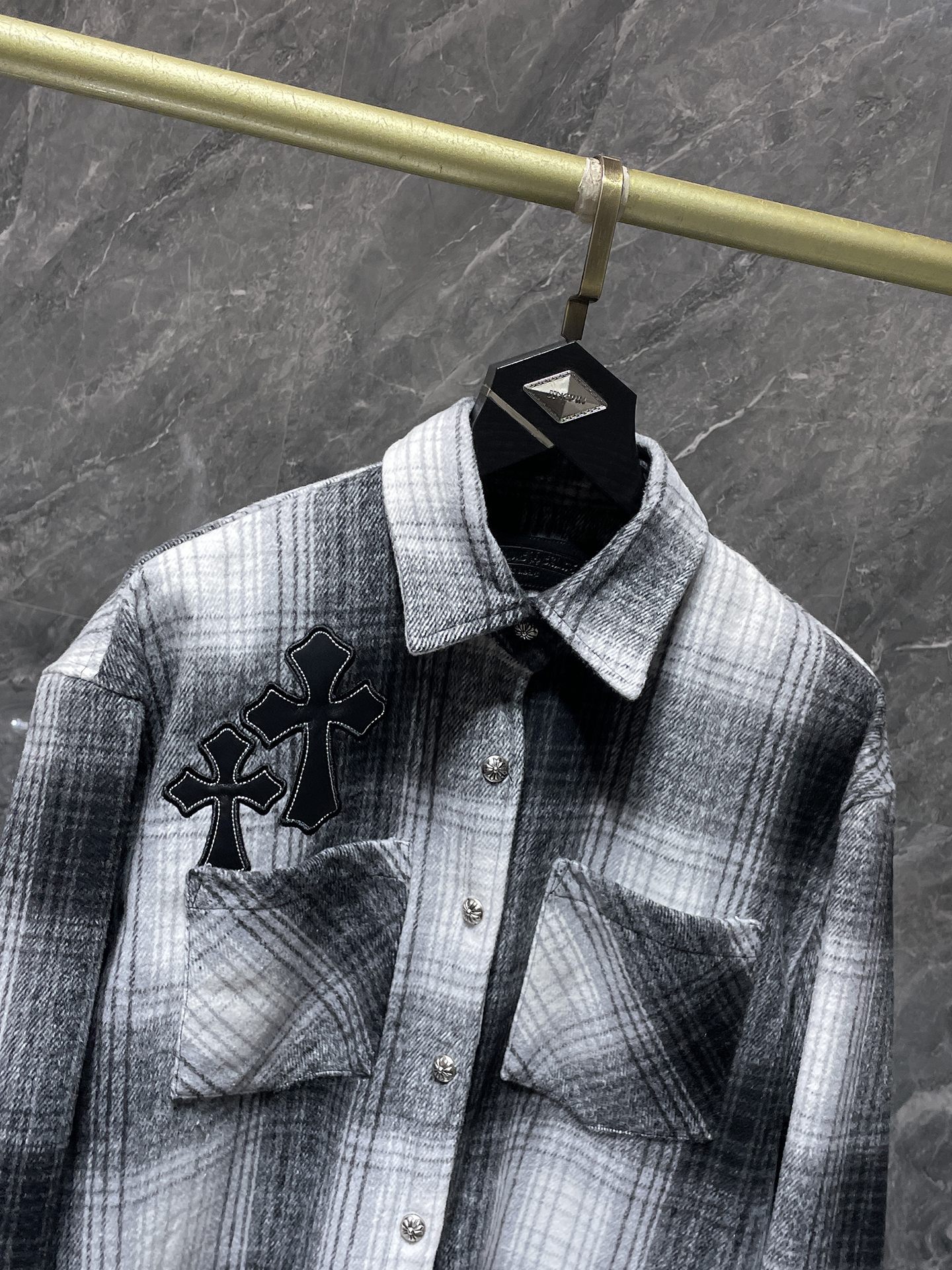 【CHROME HEARTS旗艦店】クロムハーツ ジャケット ご好評に付き再入荷！