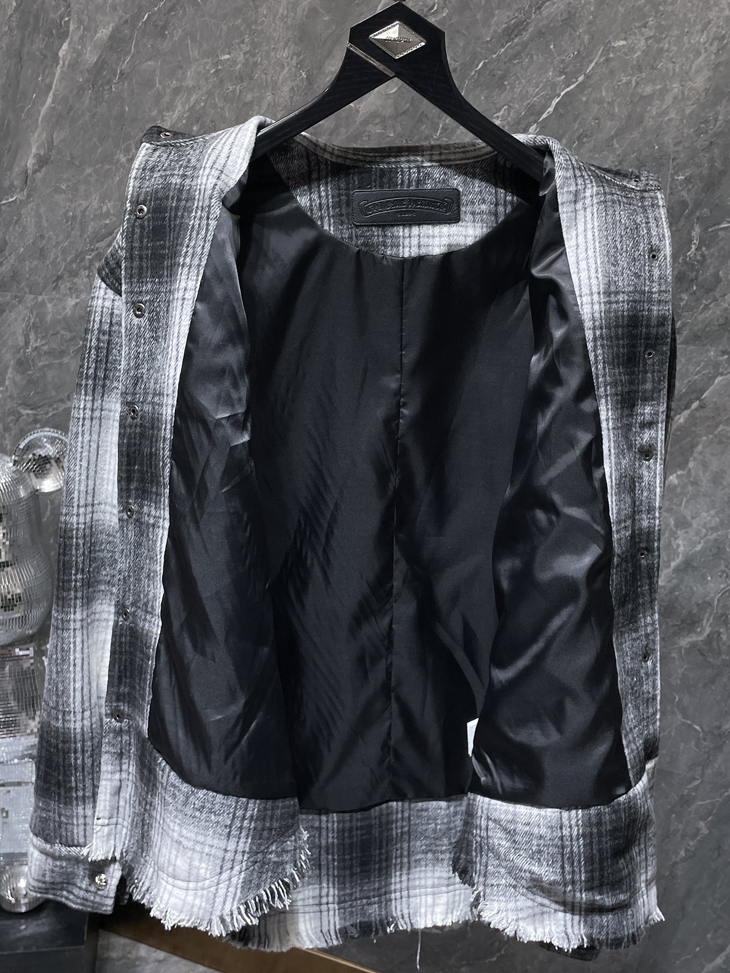 【CHROME HEARTS旗艦店】クロムハーツ ジャケット ご好評に付き再入荷！