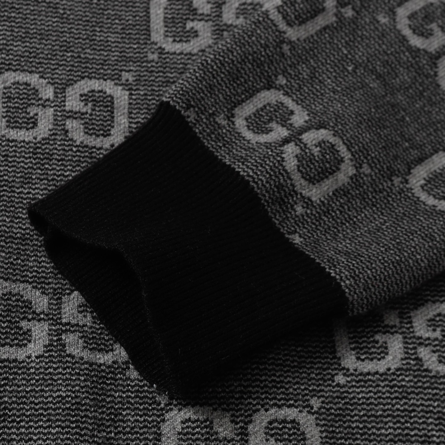 【GUCCI旗艦店】グッチ セーター 男女兼用 ご好評に付き再入荷！