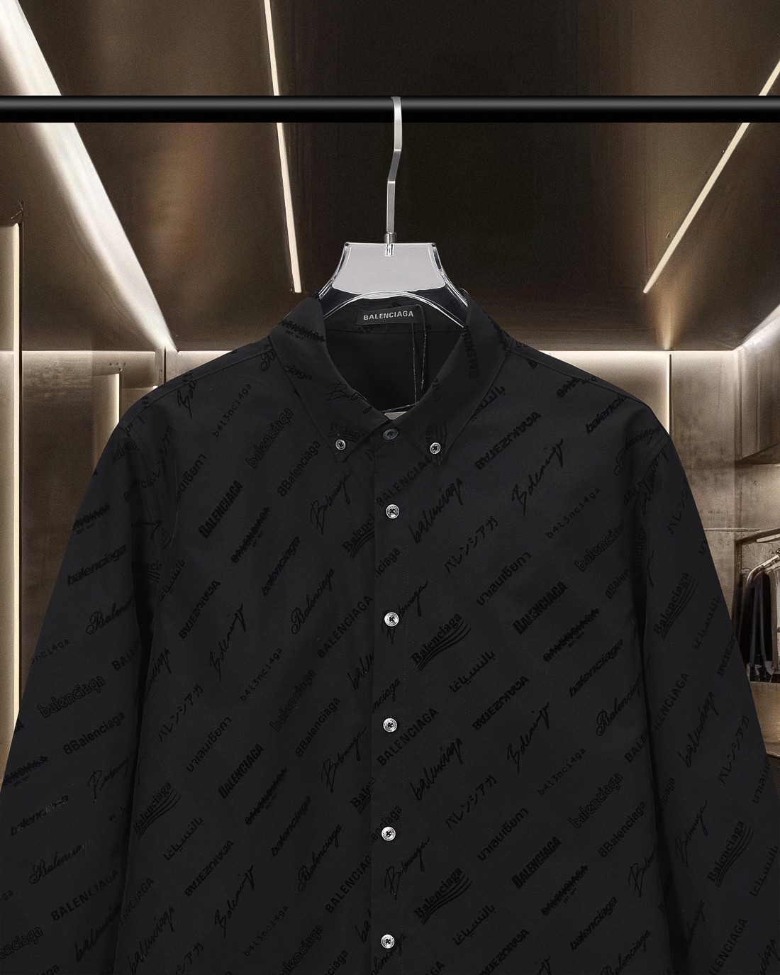 【BALENCIAGA旗艦店】（バレンシアガ）長袖シャツ、ご好評に付き再入荷！