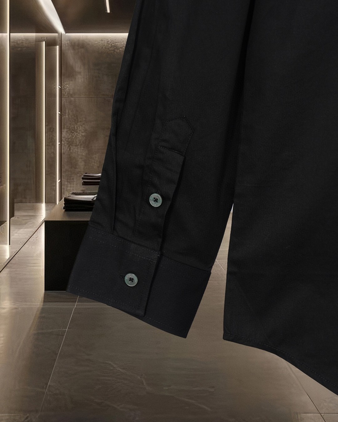 【BALENCIAGA旗艦店】（バレンシアガ）長袖シャツ、ご好評に付き再入荷！