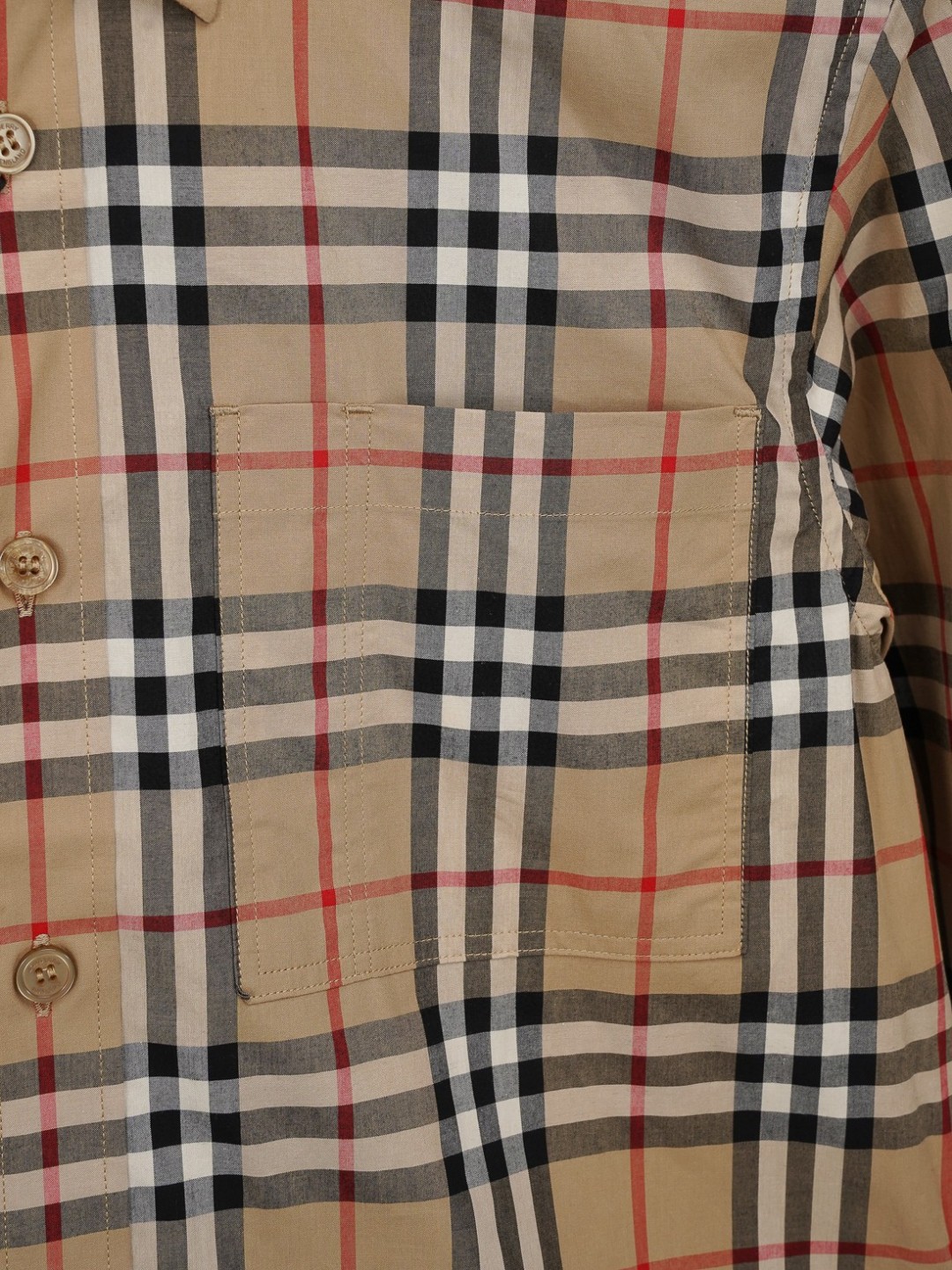 【BURBERRY旗艦店】（バーバリー）長袖シャツ、ご好評に付き再入荷！