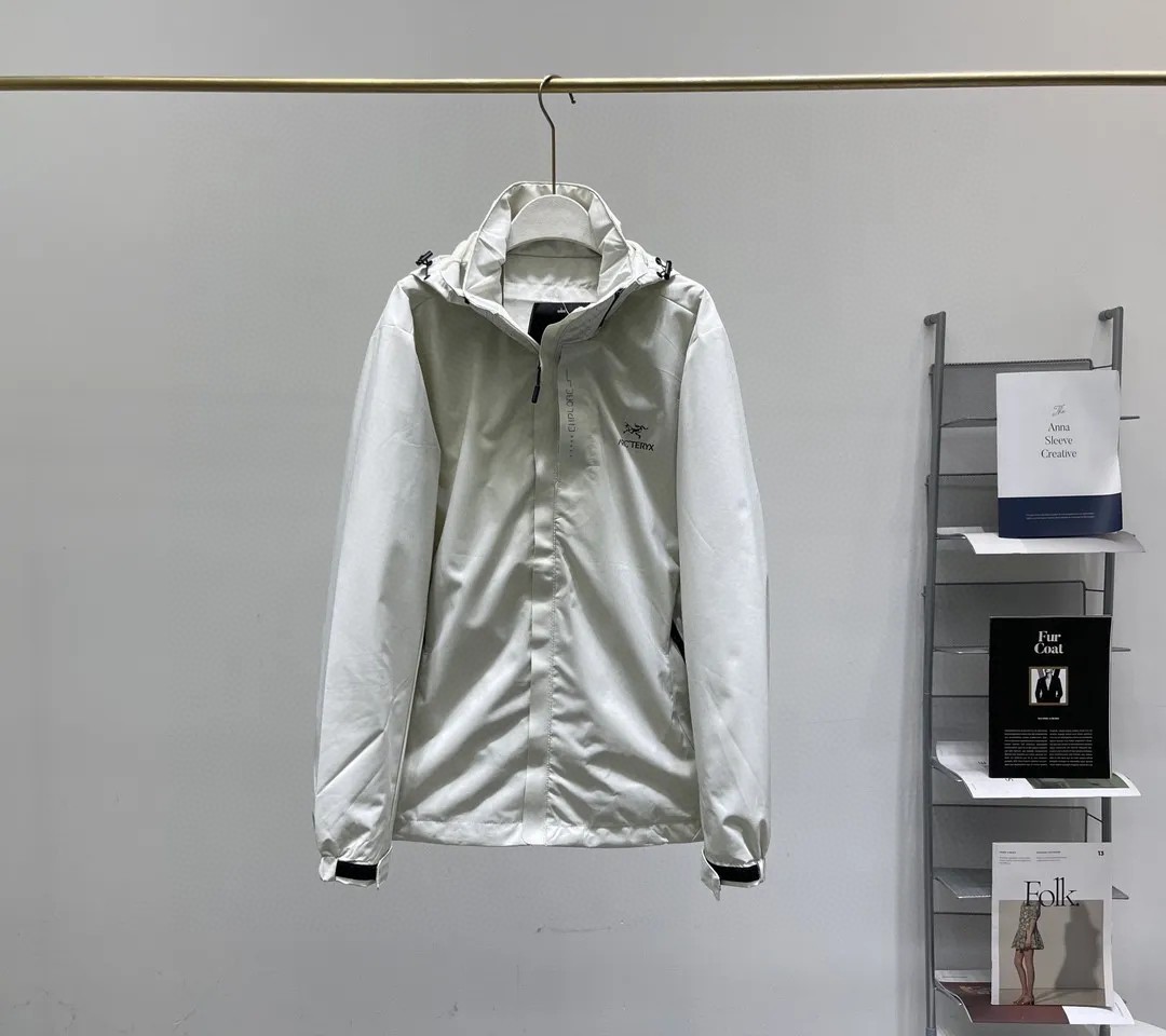 【ARC'TERYX旗艦店】ジャケット 男女兼用 ご好評に付き再入荷！