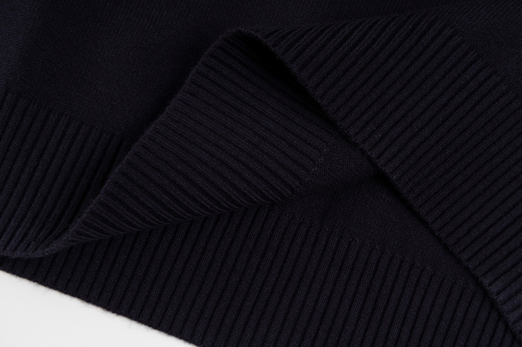 【LOUIS VUITTON旗艦店】ルイヴィトン セーター ご好評に付き再入荷！