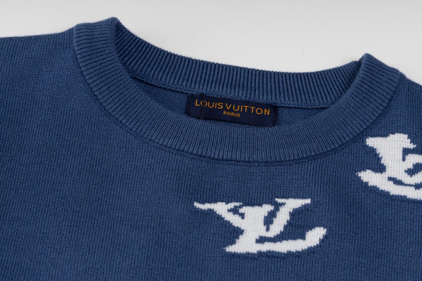 【LOUIS VUITTON旗艦店】ルイヴィトン セーター ご好評に付き再入荷！