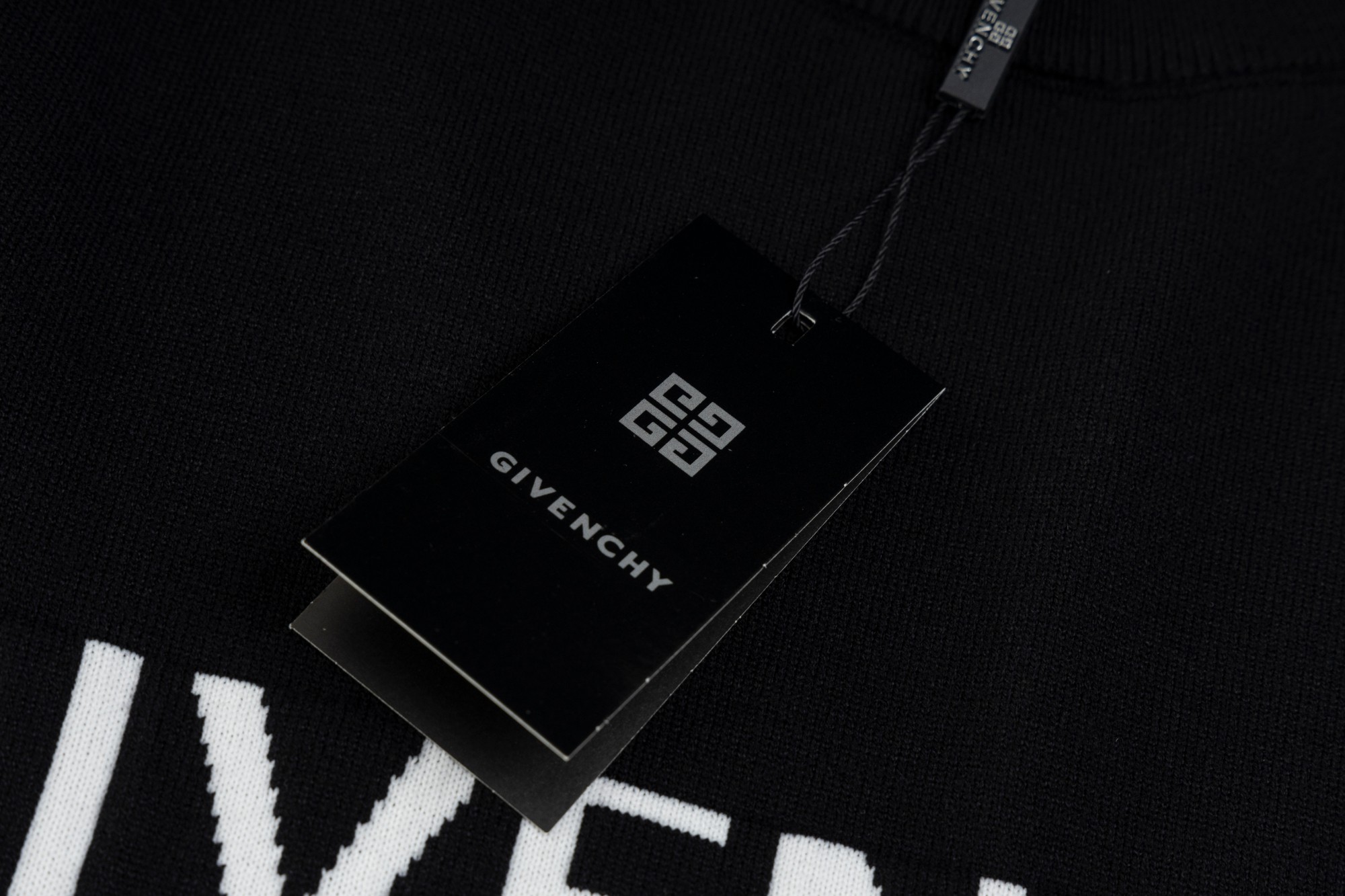 【GIVENCHY旗艦店】ジバンシー セーター ご好評に付き再入荷！