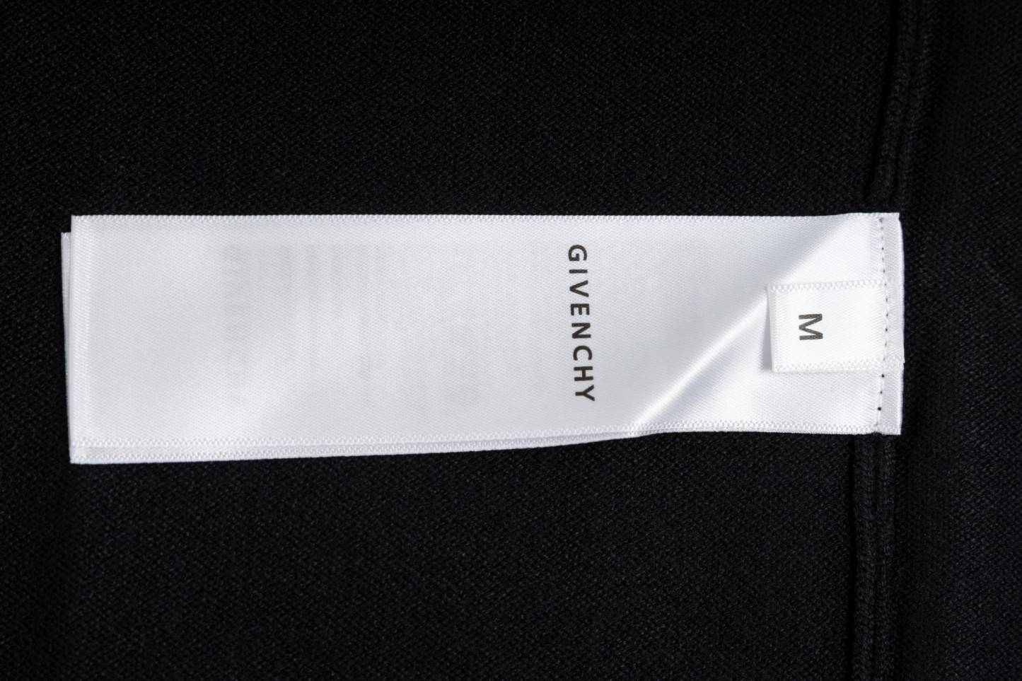 【GIVENCHY旗艦店】ジバンシー セーター ご好評に付き再入荷！