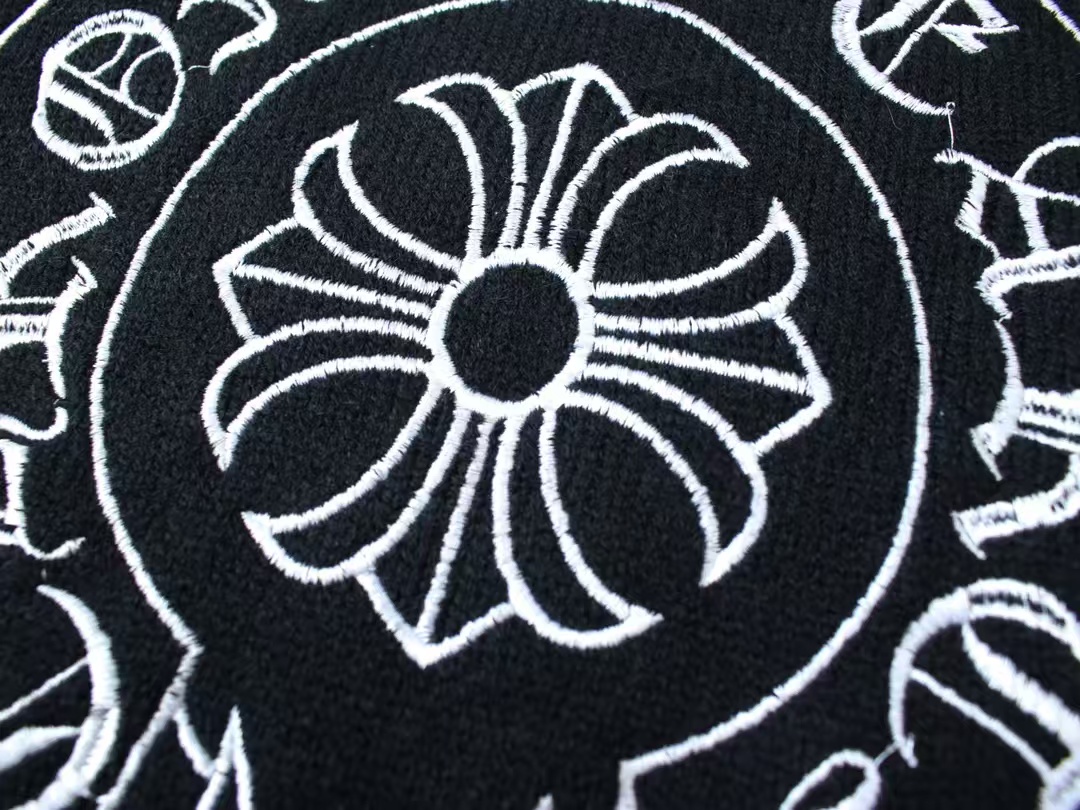 【CHROME HEARTS旗艦店】クロムハーツ セーター ご好評に付き再入荷！