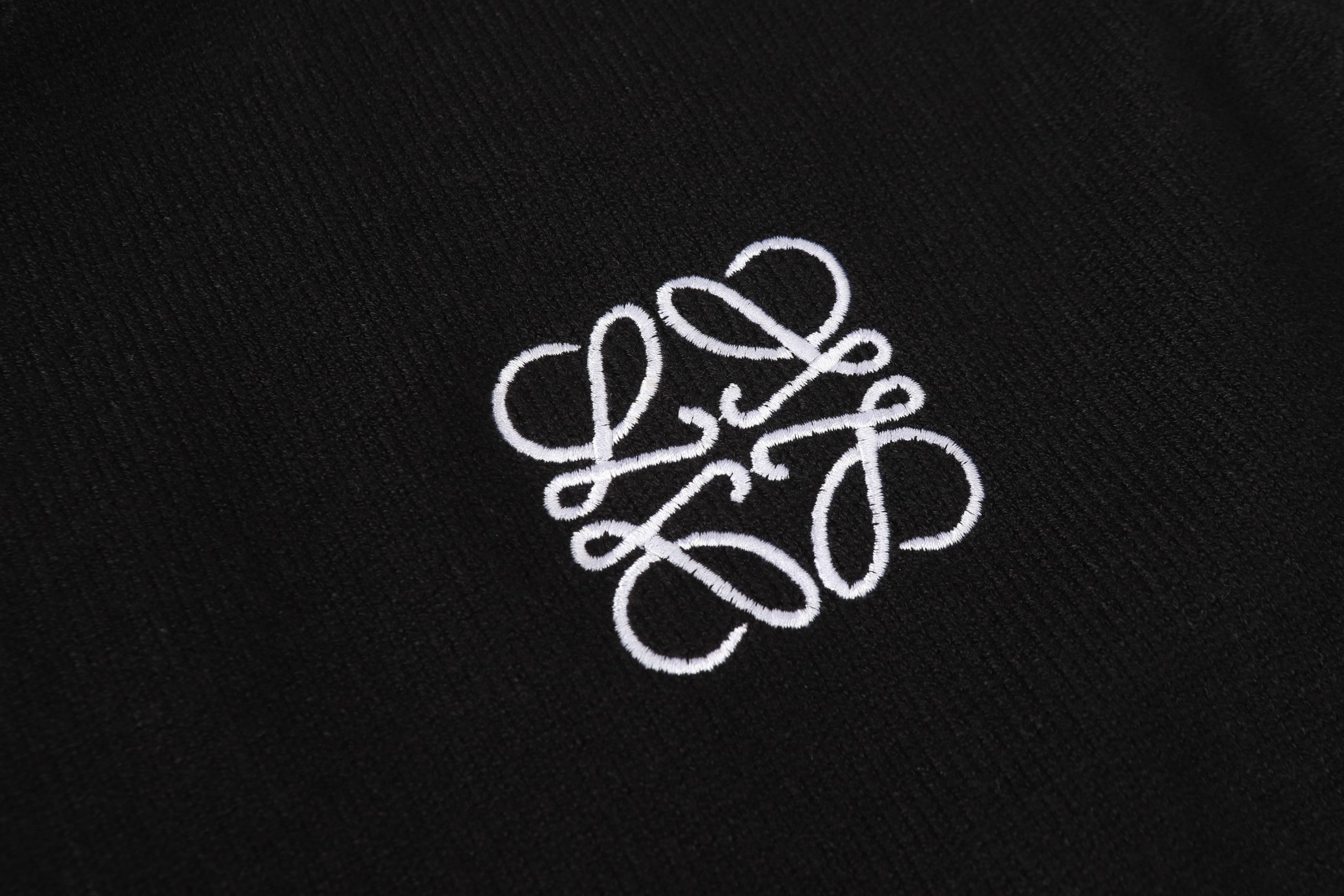 【LOEWE旗艦店】ロエベ セーター 男女兼用 ご好評に付き再入荷！