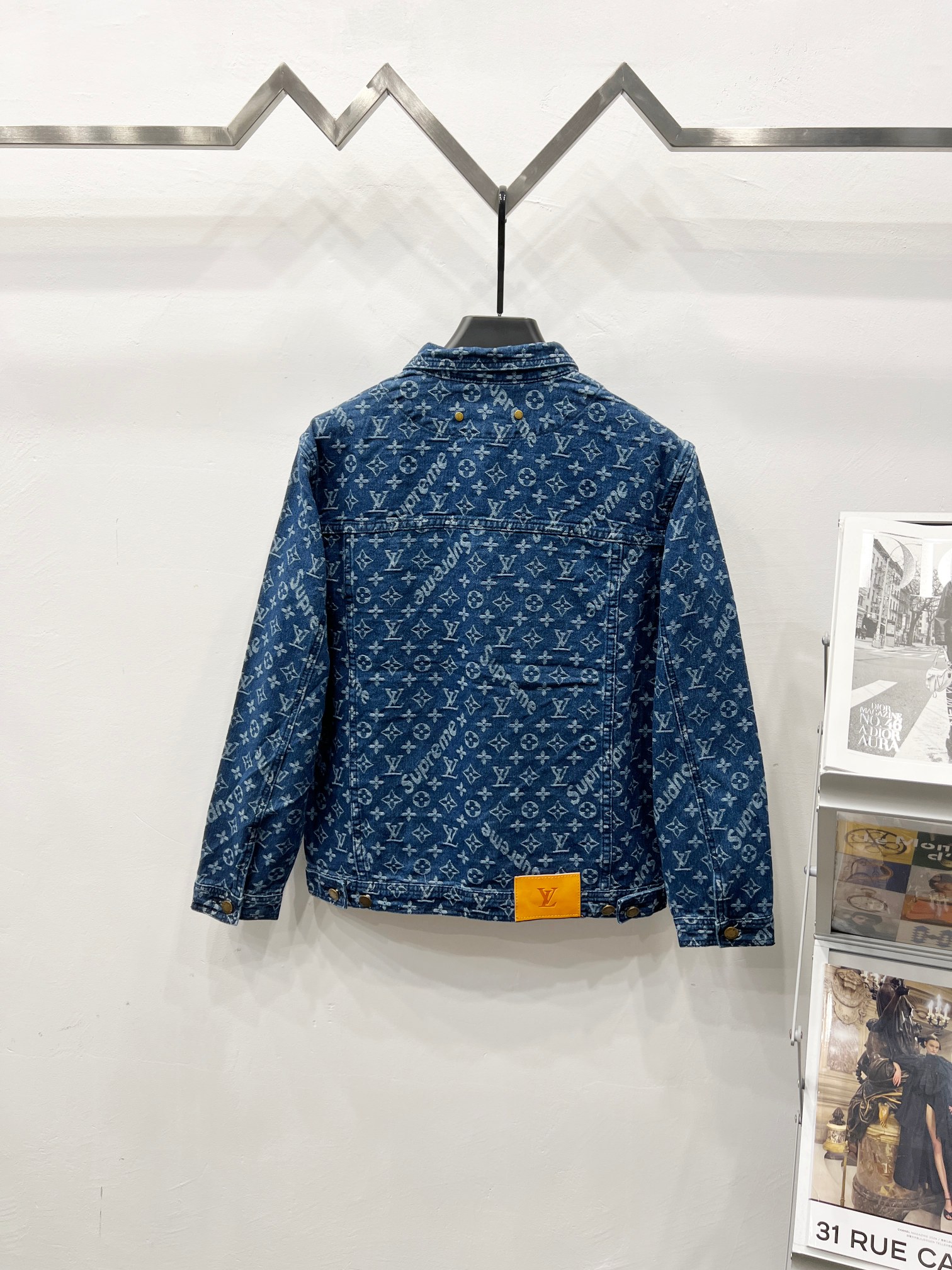 【LOUIS VUITTON x SUPREME】デニムジャケット ご好評に付き再入荷！