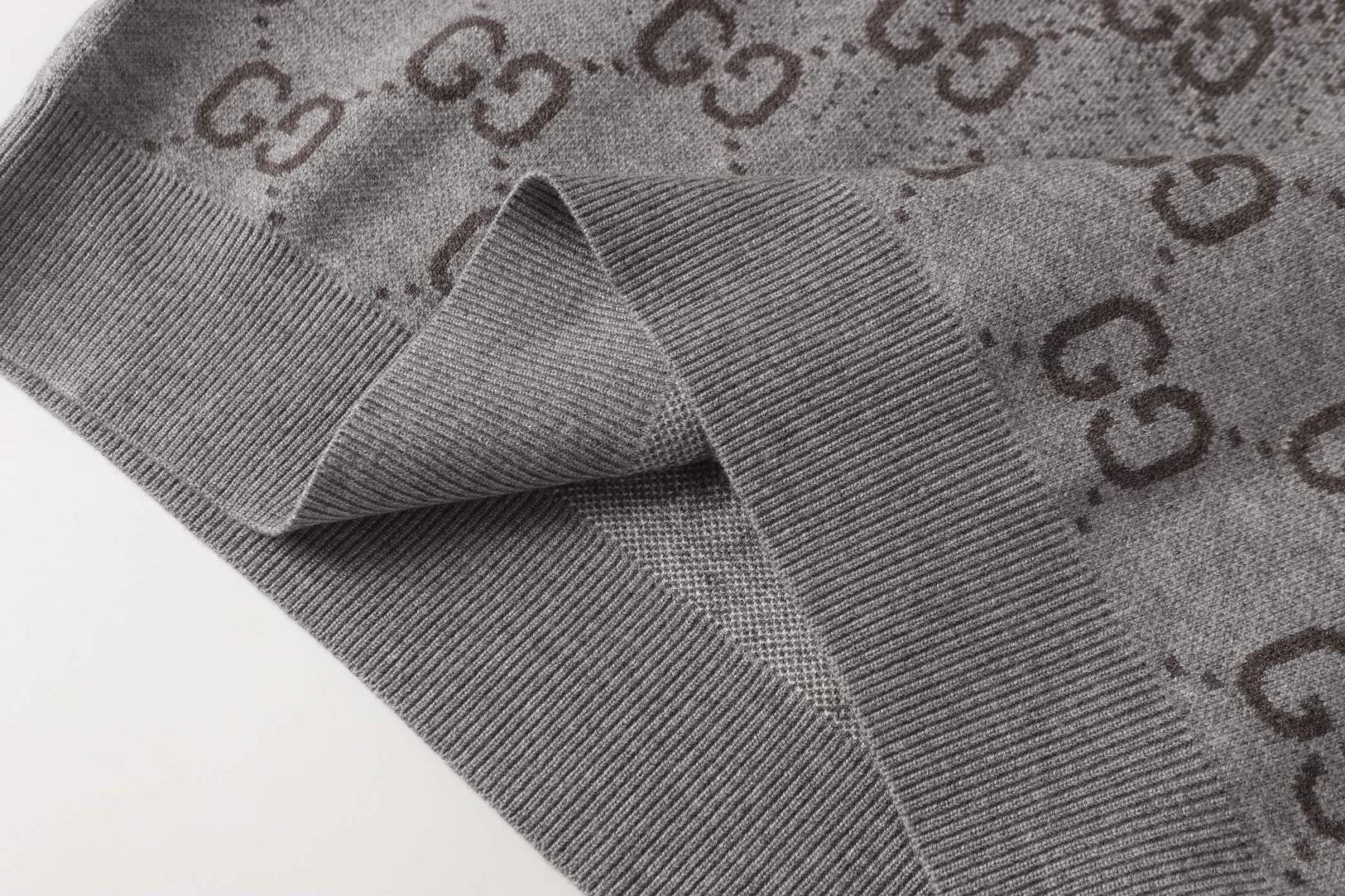 【GUCCI旗艦店】グッチ セーター 男女兼用 ご好評に付き再入荷！