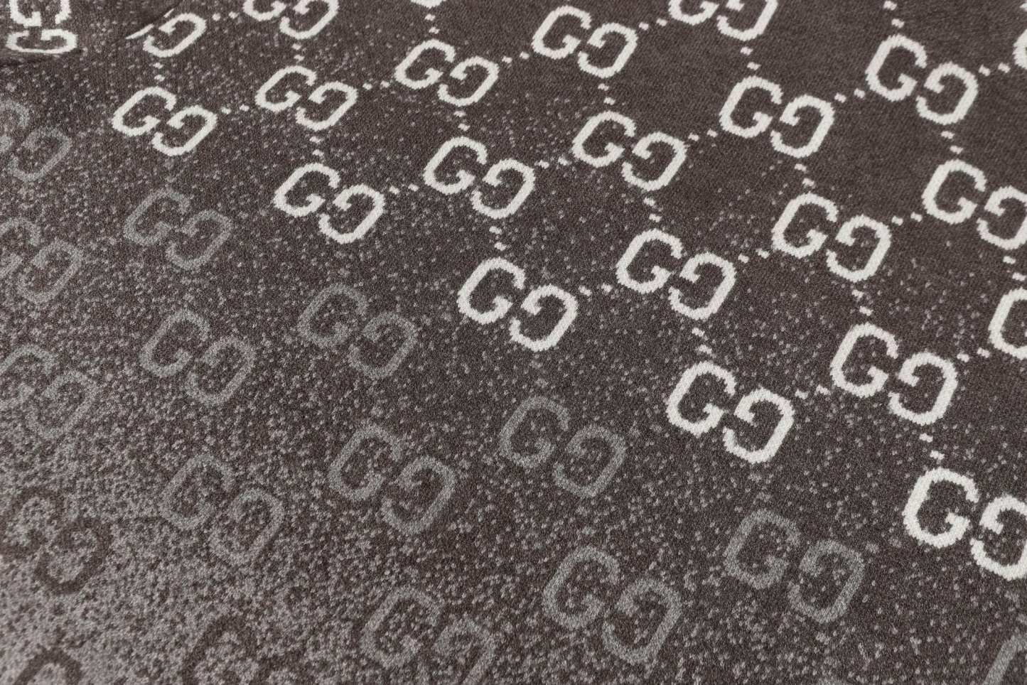 【GUCCI旗艦店】グッチ セーター 男女兼用 ご好評に付き再入荷！