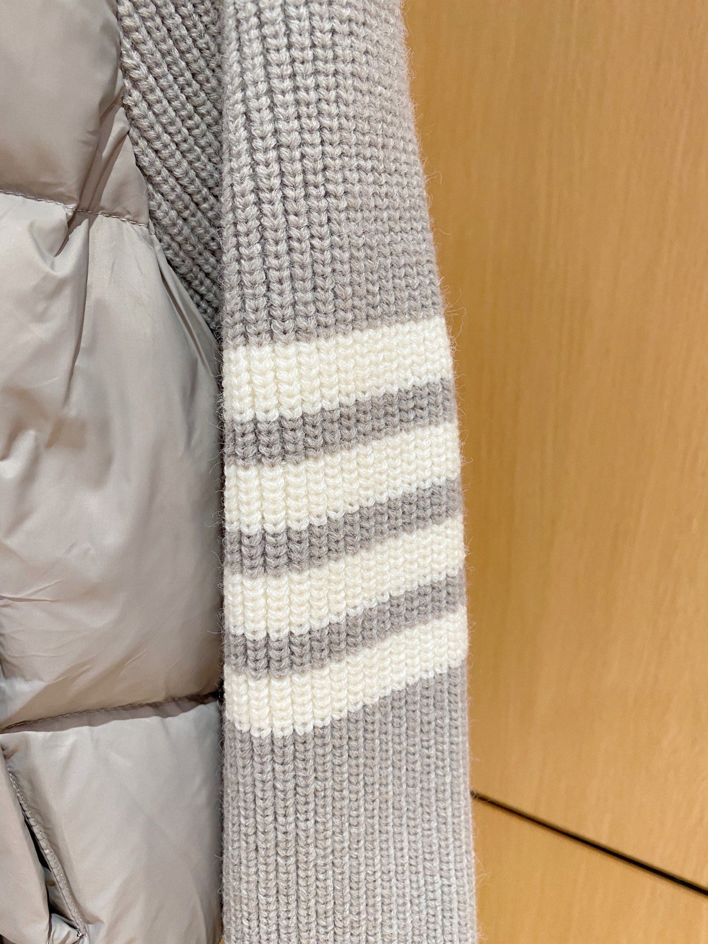 【MONCLER 公式旗艦店】モンクレール ダウンジャケット ご好評に付き再入荷！