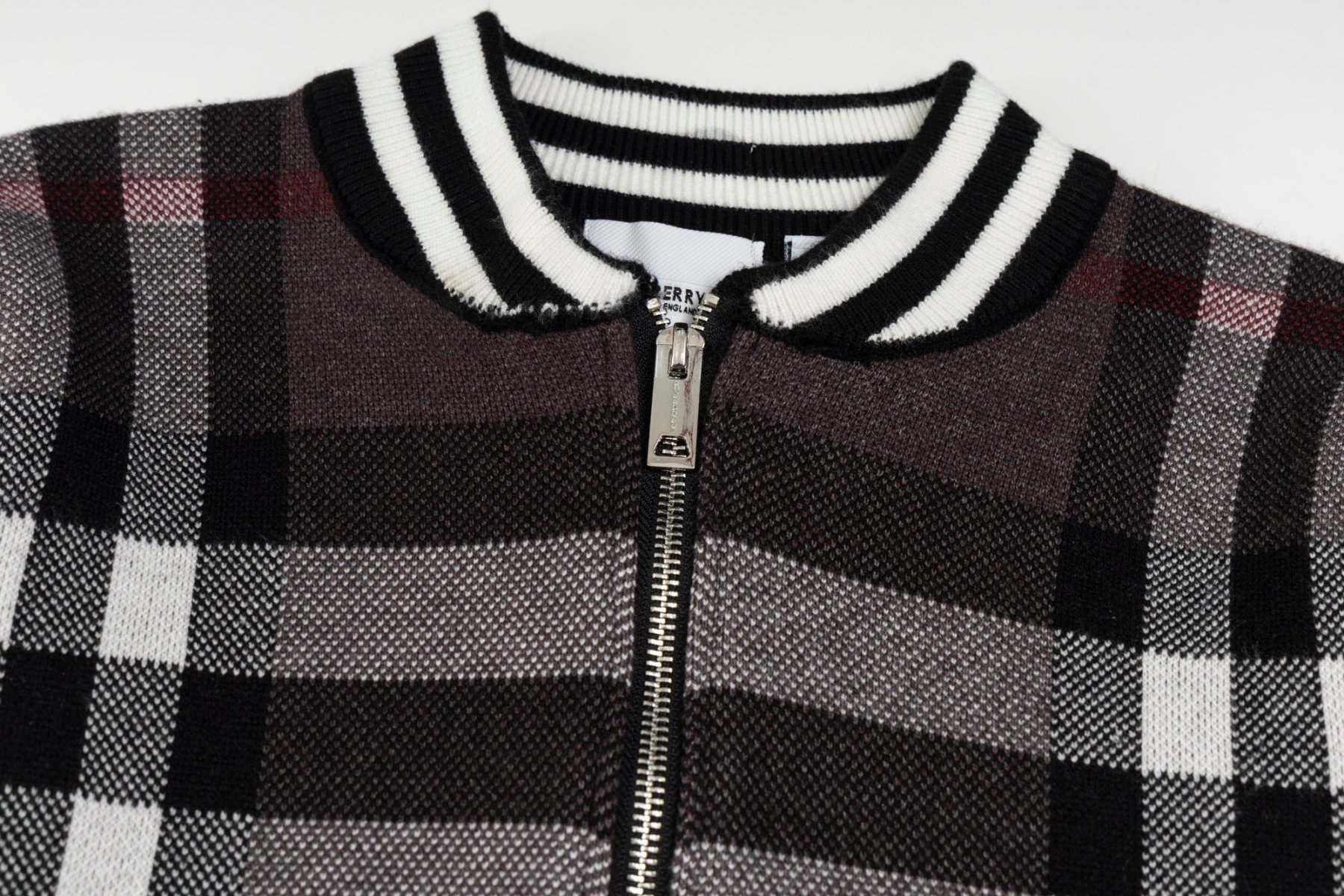 【BURBERRY旗艦店】バーバリー セーター ご好評に付き再入荷！