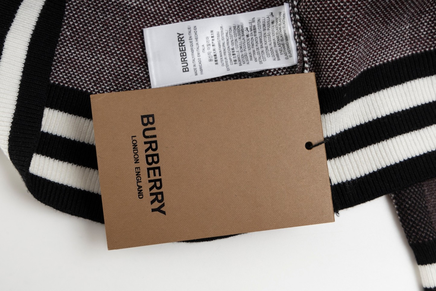 【BURBERRY旗艦店】バーバリー セーター ご好評に付き再入荷！