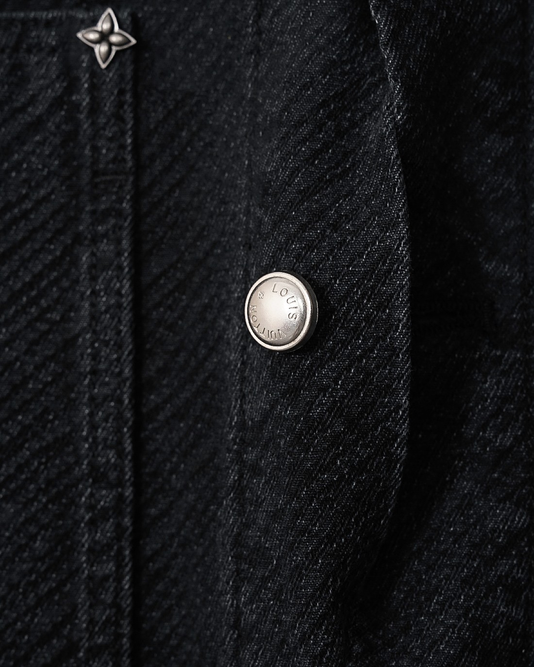 【LOUIS VUITTON旗艦店】ルイヴィトン デニムジャケット ご好評に付き再入荷！