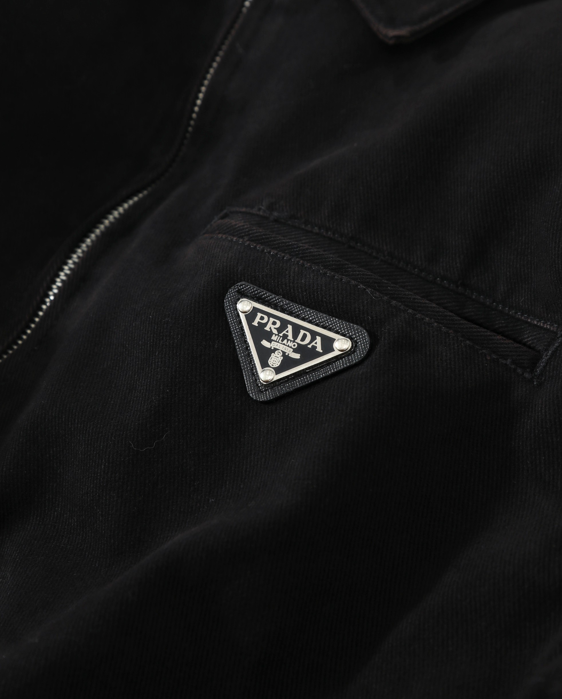 【PRADA旗艦店】プラダ ジャケット ご好評に付き再入荷！