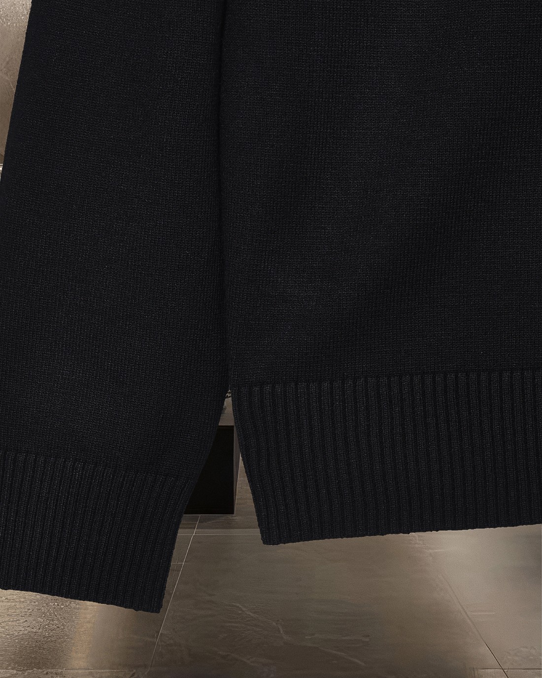 【DIOR旗艦店】ディオール セーター ご好評に付き再入荷！