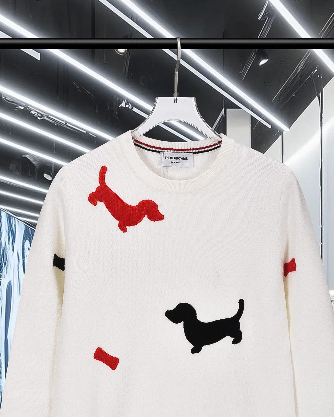 【Thom Browne旗艦店】セーター 男女兼用 ご好評に付き再入荷！