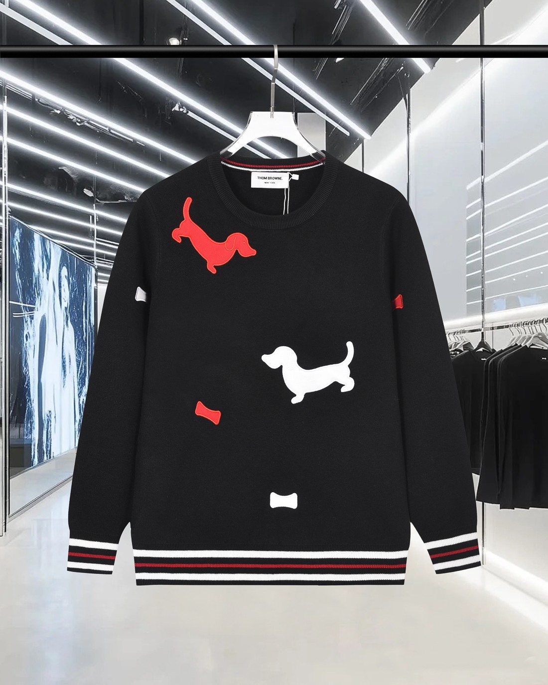 【Thom Browne旗艦店】セーター 男女兼用 ご好評に付き再入荷！