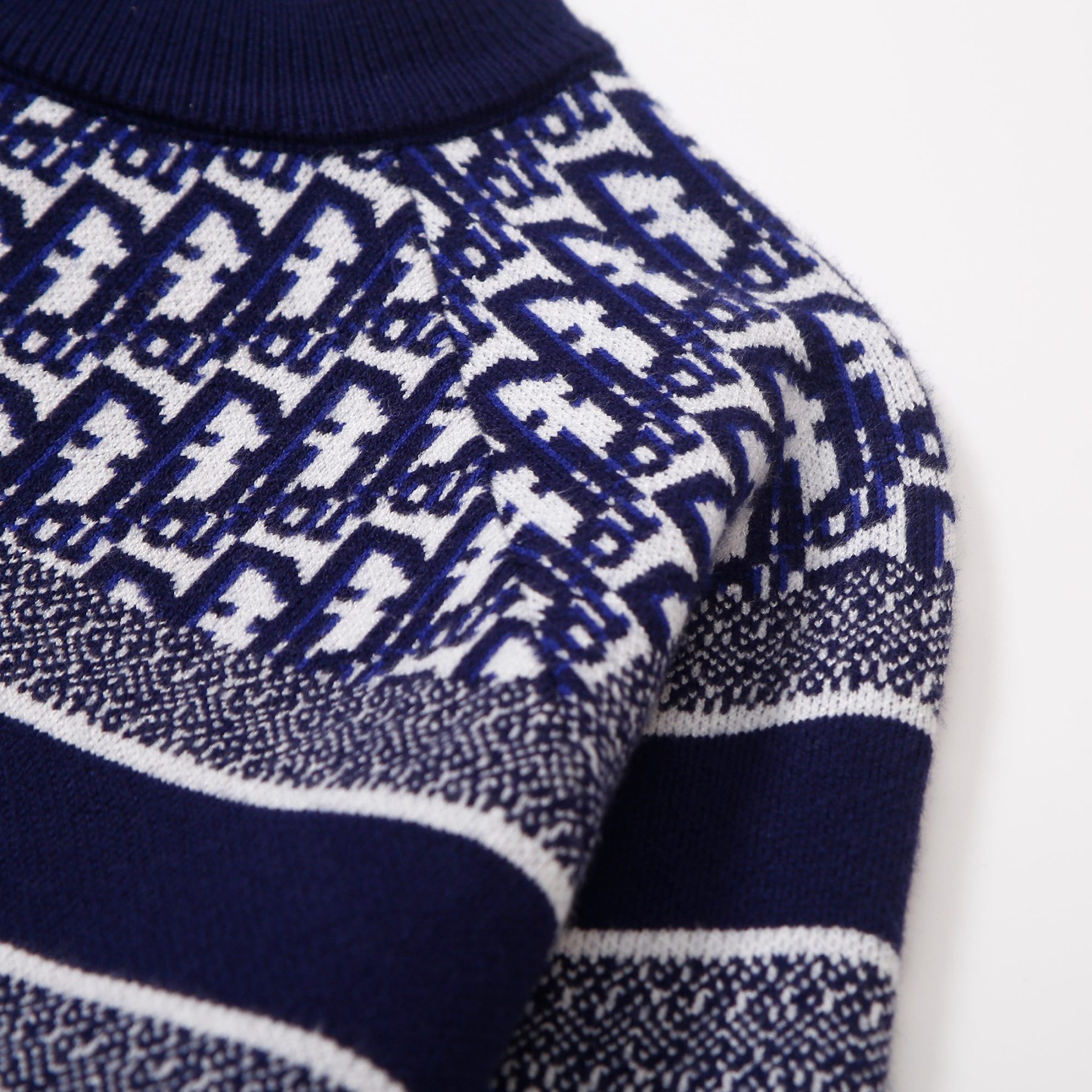 【DIOR旗艦店】ディオール セーター ご好評に付き再入荷！