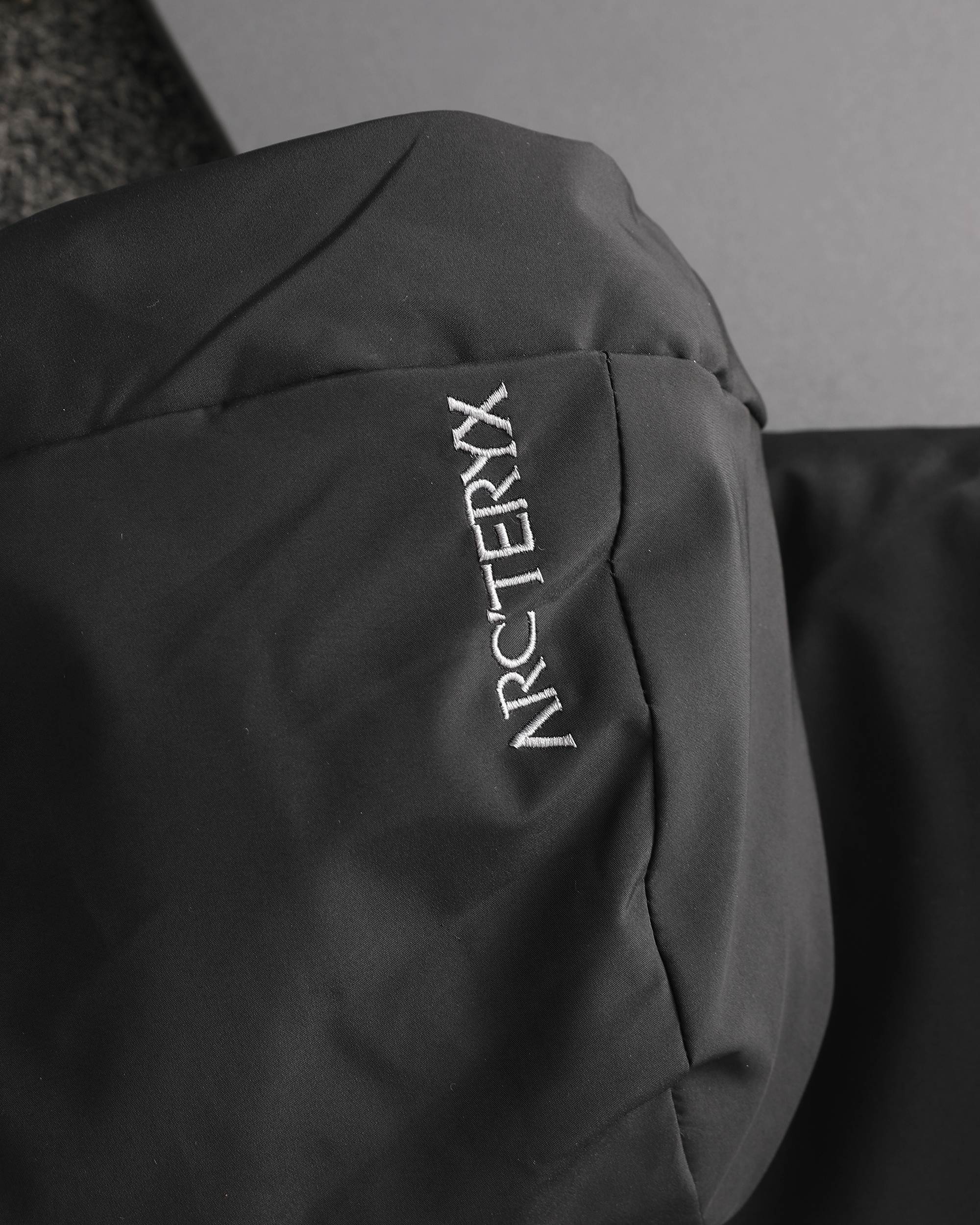 【ARC'TERYX旗艦店】ダウンジャケット 男女兼用 ご好評に付き再入荷！