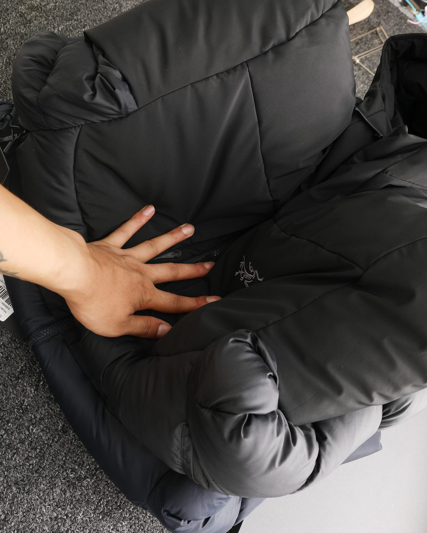 【ARC'TERYX旗艦店】ダウンジャケット 男女兼用 ご好評に付き再入荷！