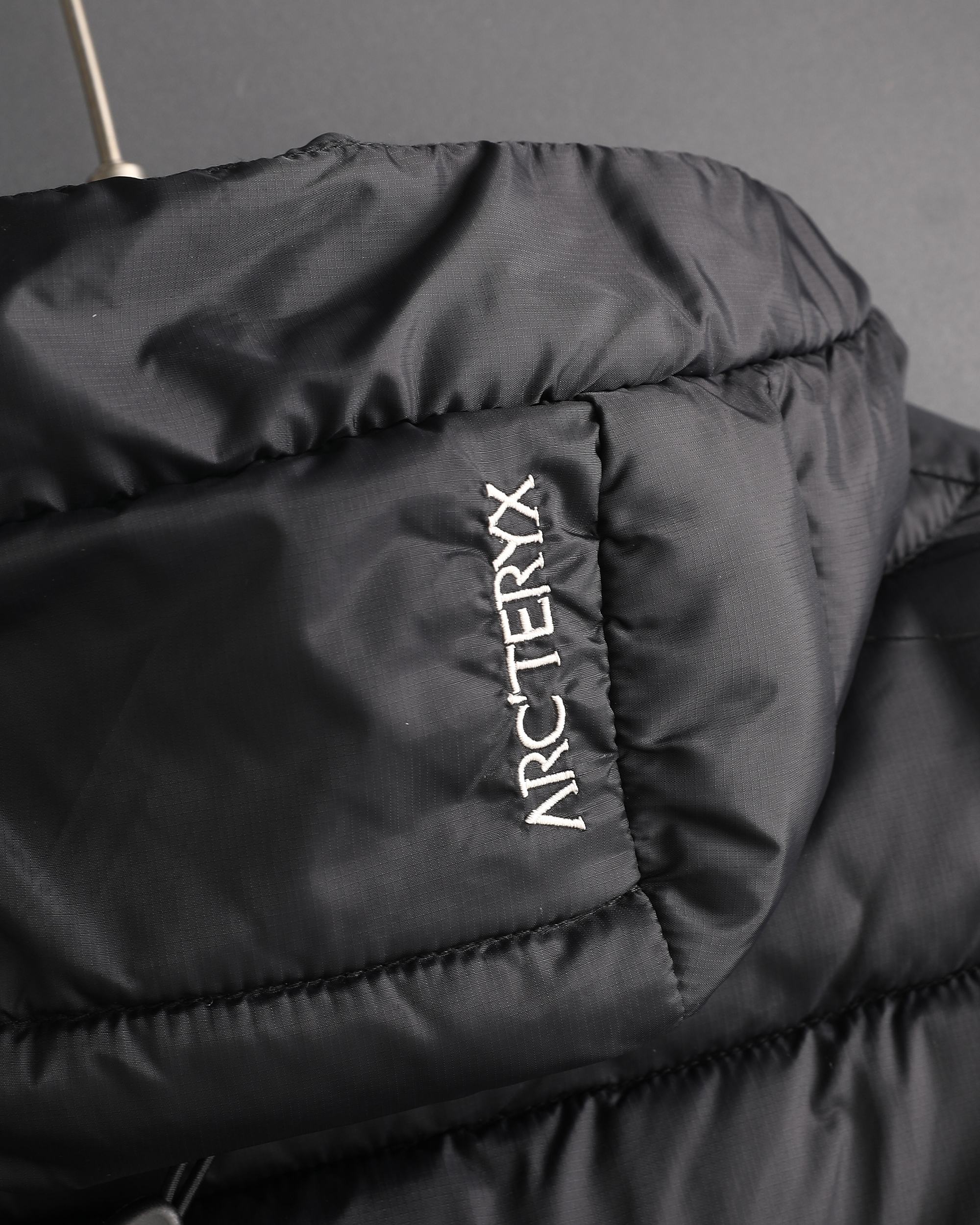 【ARC'TERYX旗艦店】ダウンジャケット 男女兼用 ご好評に付き再入荷！