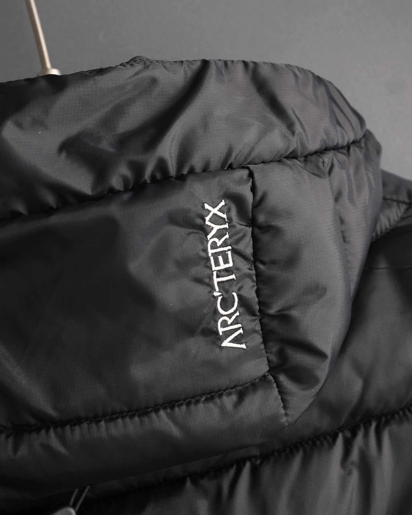 【ARC'TERYX旗艦店】ダウンジャケット 男女兼用 ご好評に付き再入荷！