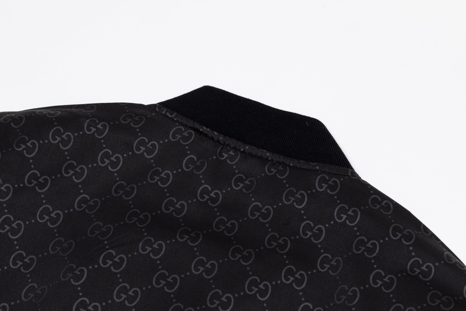 【GUCCI公式旗艦店】グッチ ジャケット ご好評に付き再入荷！