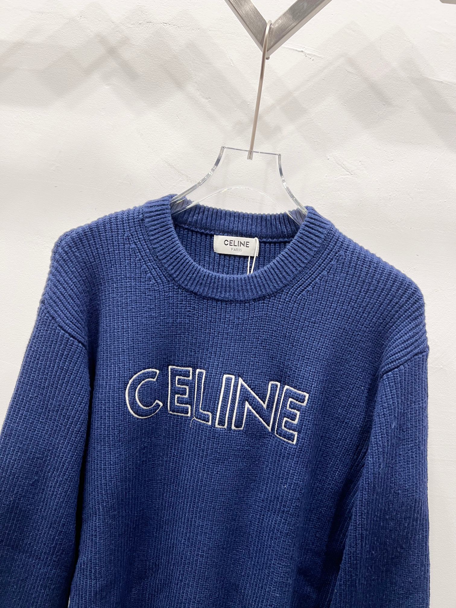 【CELINE 公式旗艦店】 セリーヌ セーター ご好評に付き再入荷！